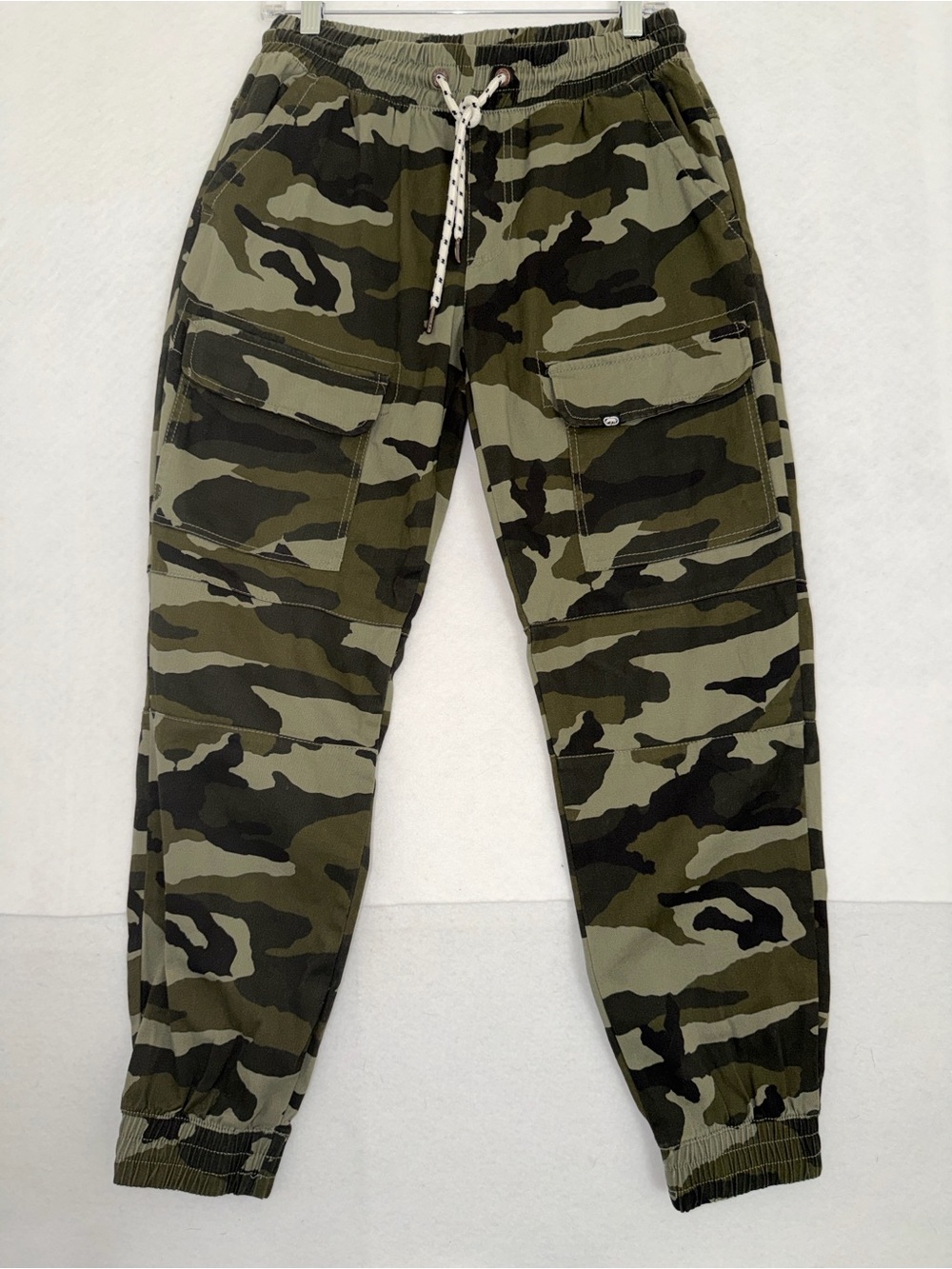 Ecko Unltd. Unlimited Olive Green Camo Cargo Joggers
